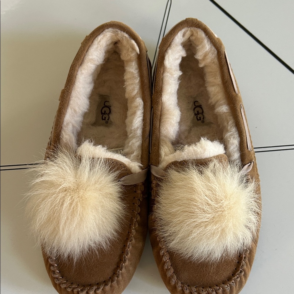 UGG Tan Dakota pom-pom Moccasin Slippers with Cream Fur Pom